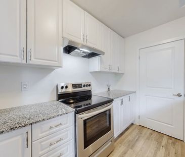 For Lease - 370 Red Maple Road Unit# 112, Richmond Hill, Ontario - Photo 5