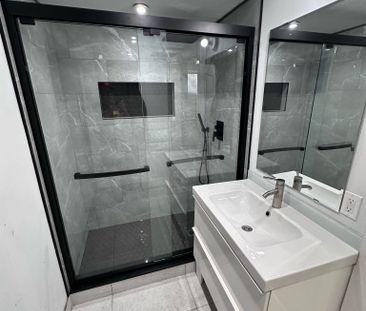 For Lease - 465 Pineland Avenue, Oakville, Ontario - Photo 3