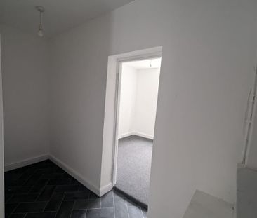 2 Beds - Apartment - - Photo 6