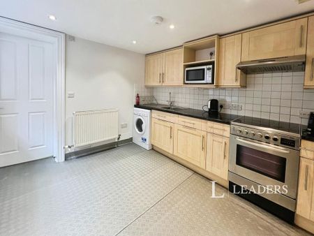 1 bedroom flat to rent - Photo 4