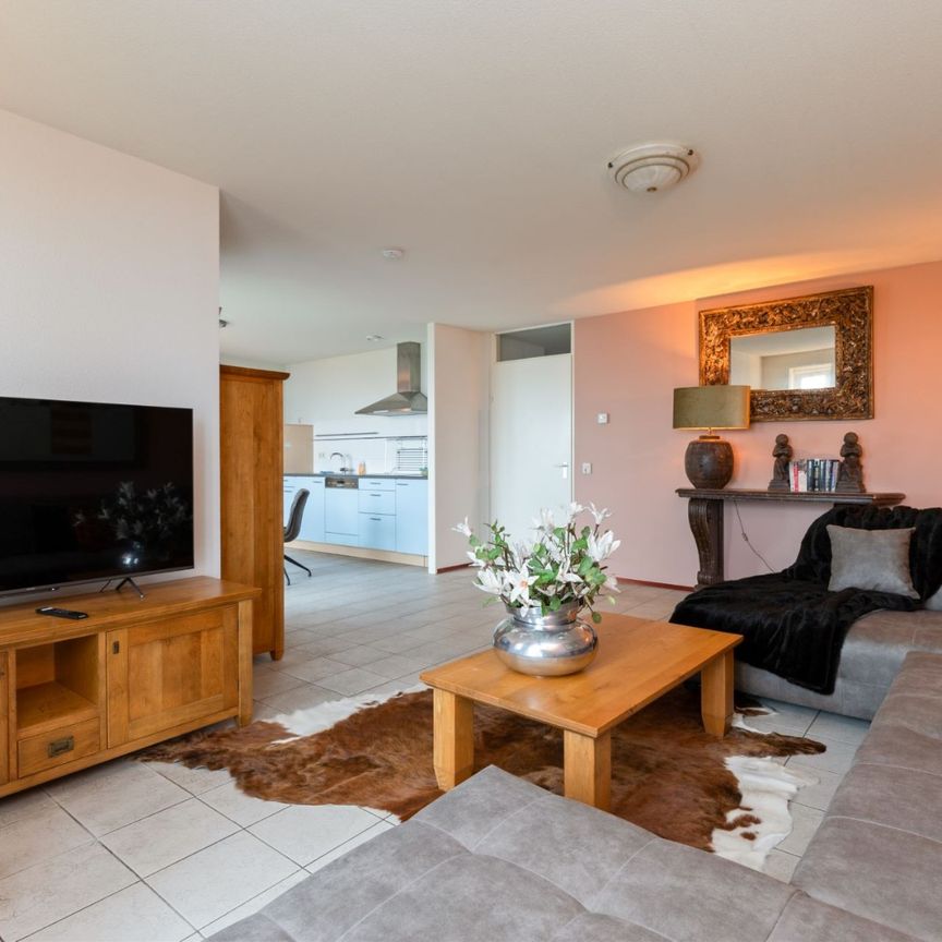 612L Luxury 2 bedroom apartment with terrace - Photo 1