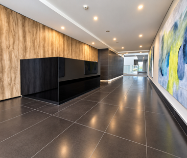 Contemporary Bayside Living in Prime Location - Photo 5