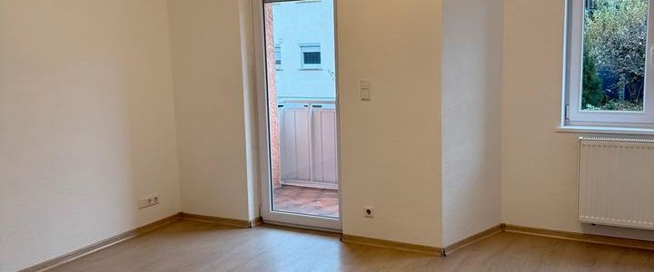 Helle 3-Zimmer-Wohnung mit Balkon und EBK in Geislingen/Steige - Photo 1
