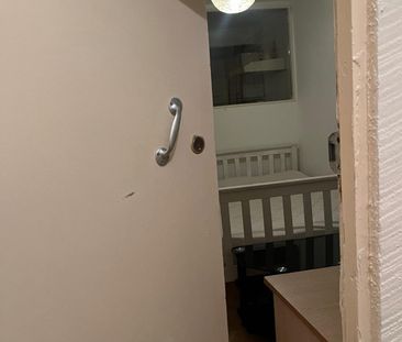 Studio Flat, Lindley Road, E10 - Photo 6