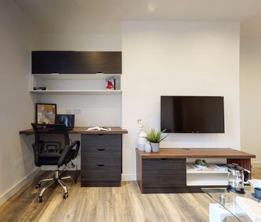 Apt 5, 27 Hyde Terrace - Photo 3