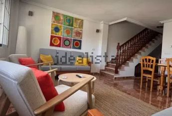 Alquiler de chalet adosado en Calle Bautista Yedo