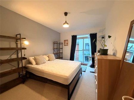 Highfield Close, London, SE13 - Photo 3