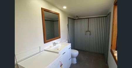 Sweet Granny Flat on Old Dangelong Rd - Photo 2