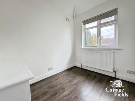 3 bedroom semi-detached house to rent - Photo 2