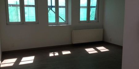Appartement te huur in Antwerpen voor € 825 met 1 slaapkamer - Foto 2