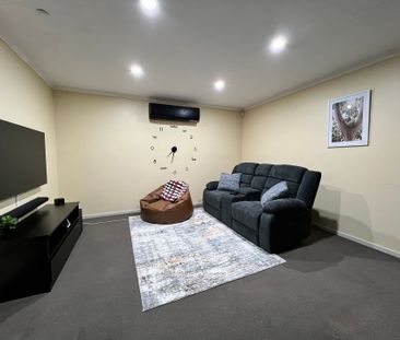 Spacious Apartment in Mawson Central - Photo 2