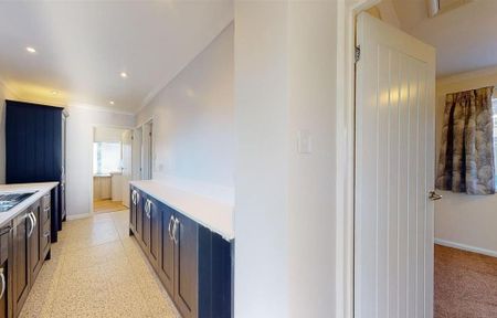 3 bedroom bungalow to rent - Photo 4