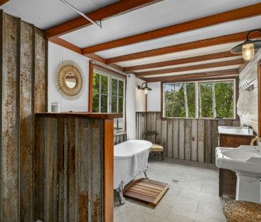 Riverbend – Three Bedroom Off Grid Home - Photo 6