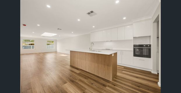 Luxury Living! - Photo 1