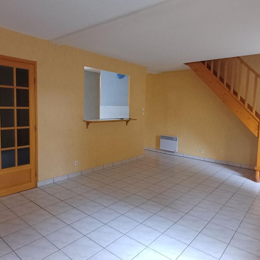 location Maison T3 DE 65m² À CUGNAUX - Photo 1