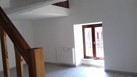 Location Appartement 2 pièces 44m² LUXEUIL LES BAINS 70300 - Photo 4