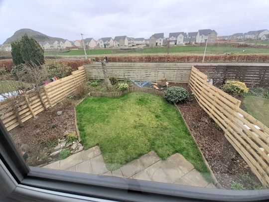 Green Apron Park, North Berwick ,East Lothian EH39 - Photo 1
