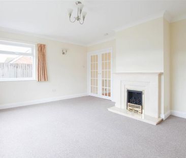 2 bedroom bungalow to rent - Photo 2