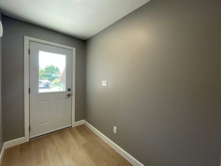 2-303 Sutherland Drive - Photo 4