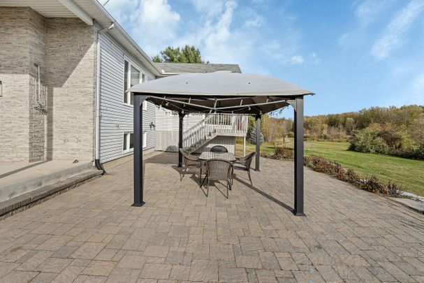 For Lease - 3782 Etienne Road, Orleans - Cumberland and Area, Ontario - Photo 1