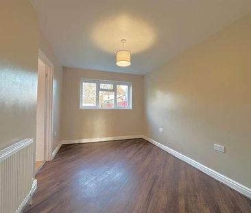 Brackley Road, Bedford, MK42 - Photo 4