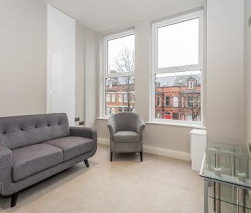 Unit 4, 16 Eglantine Avenue, Belfast, BT9 6DX - Photo 4