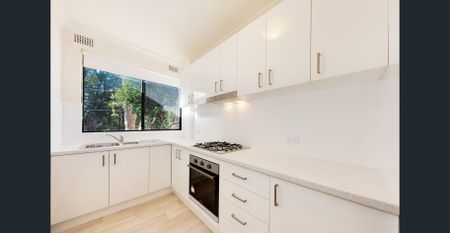 Convenient and Private Townhouse - Photo 3