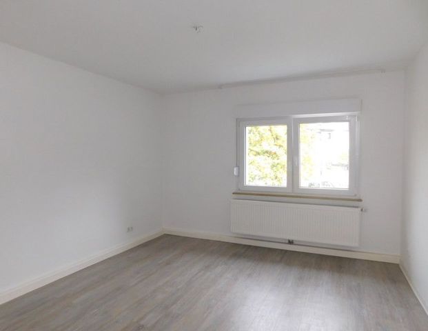 Überruhr Holthausen: Schöne 3-Zimmer-Wohnung mit gr. Balkon - Foto 1