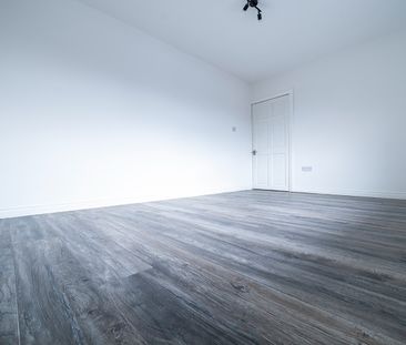 Room in a Shared House, Shroffold Road, BR1 - Photo 1