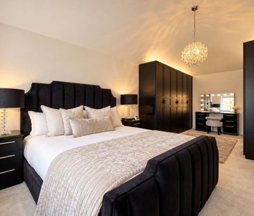 4 bedroom detached house to rent - Photo 5