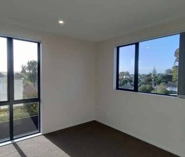5/9 Beaufield Lane Te Atatu Peninsula - Photo 2