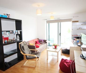 Quayside Drive, Colchester - Photo 1