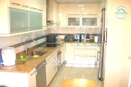 Casa adosada de alquiler en Villanueva de la Cañada ciudad - Photo 4