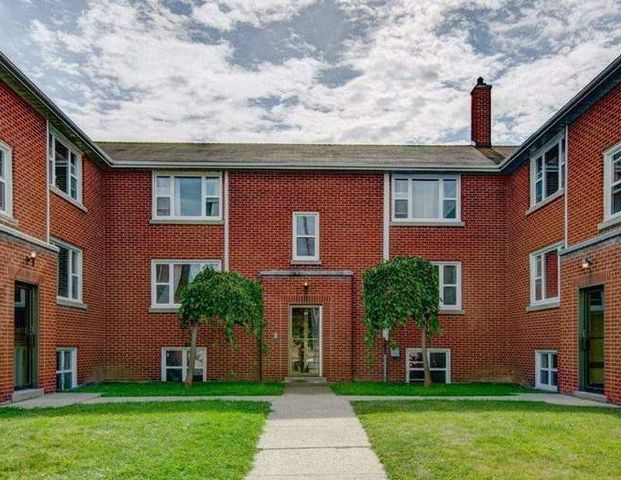 Brownstone on Brick | 29 Brick Street, Kitchener - Photo 1