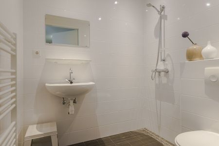 Te huur: Appartement August Allebéplein 129 in Amsterdam - Photo 2