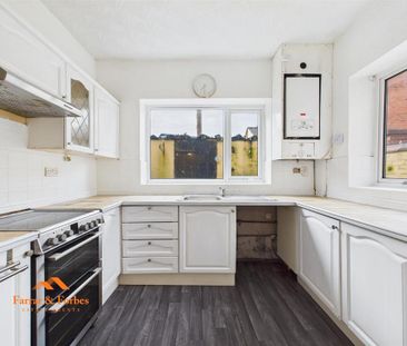 3 bedroom terraced house to rent - Photo 5