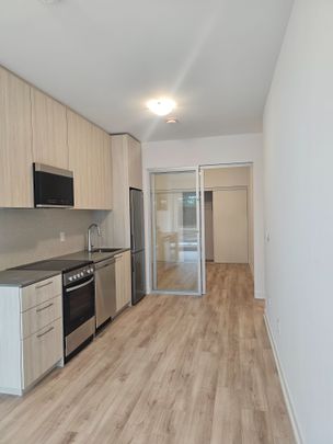 For Lease - 7437 Kingston Road Unit# 112, Toronto, Ontario - Photo 1