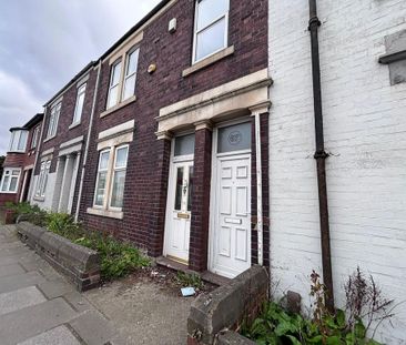 3 bedroom flat to rent - Photo 4