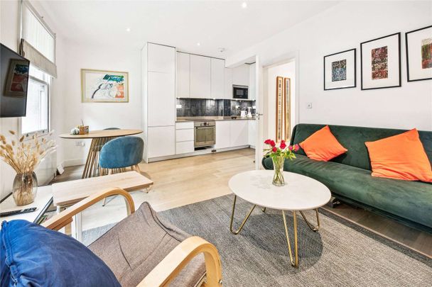 Bright one bedroom modern apartment in Fulham - Photo 1