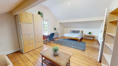 3 bedroom flat to rent - Photo 4