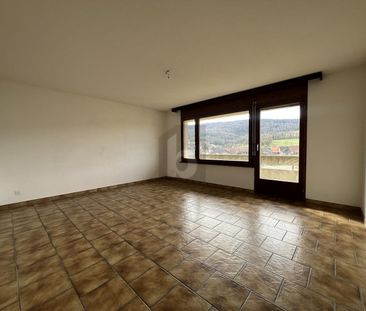 APARTMENT PRATIQUE ET LUMINEUX À CHEVENEZ - Photo 2