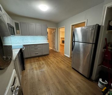 For Lease - 2346.5 Queen Street Unit# Main, Toronto, Ontario - Photo 1