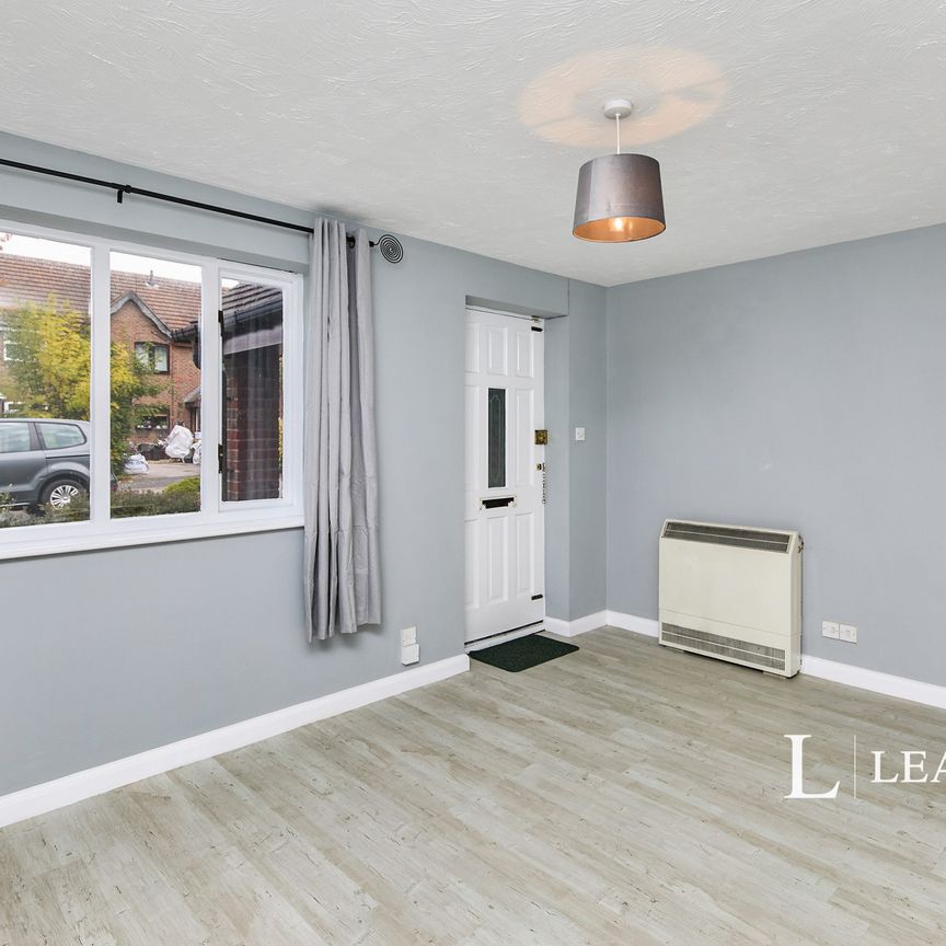 2 bedroom semi detached to rent Lindale Close, Gamston, Nottingham, Nottinghamshire, NG2 - Photo 1