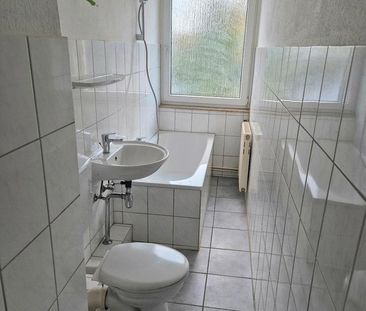 Frisch renovierte 2-Zimmer-Wohnung mit Tagelichtbad - Foto 3