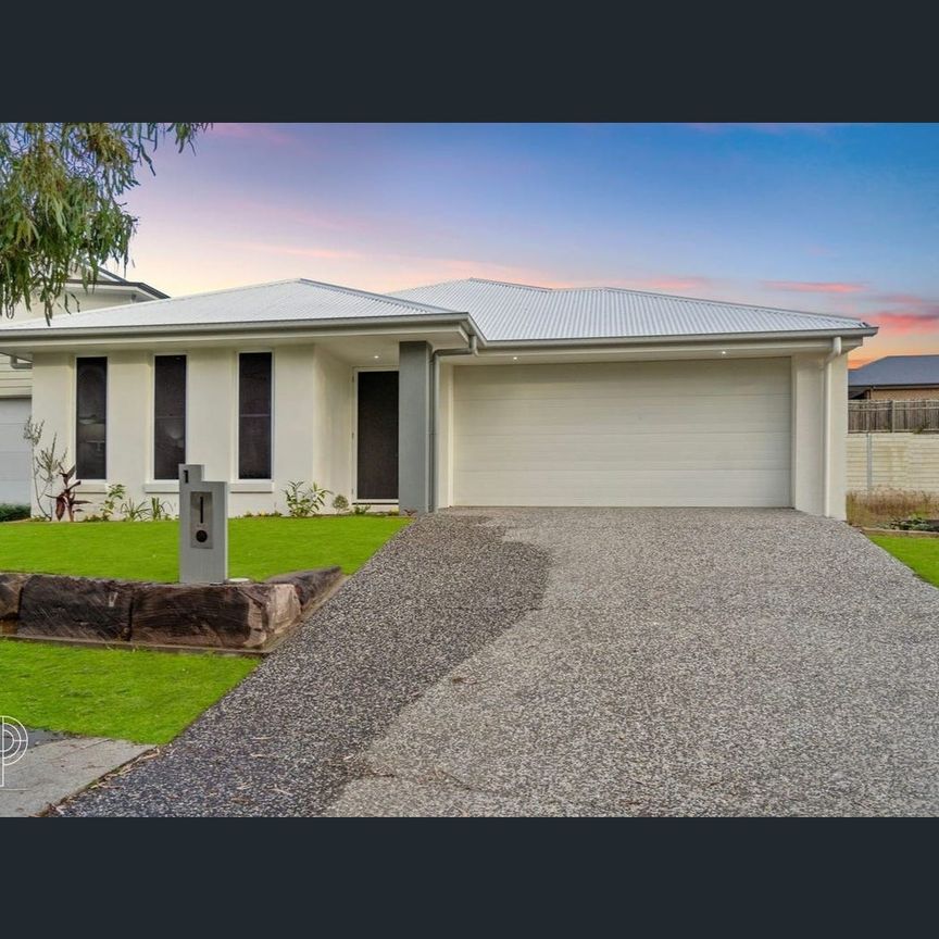 16 Santorini Way, Springfield, Qld 4300 - Photo 1