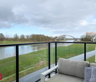 Recent luxueus ingericht appartement met frontaal zicht op Leie | S... - Photo 4