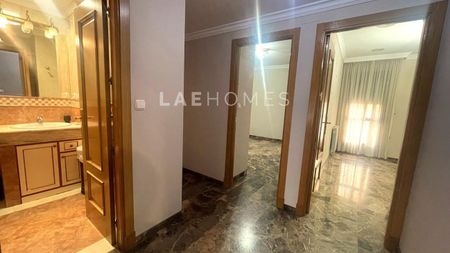 Málaga, Andalusia 29001 - Photo 2