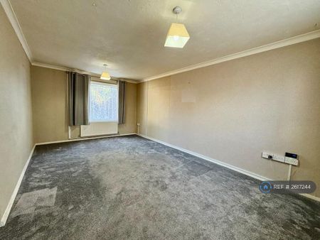 2 bedroom end of terrace house to rent - Photo 3