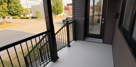 4 ½ rénové à louer – Disponible dès maintenant - Photo 2