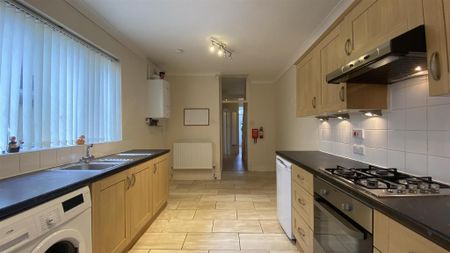 3 bedroom house to rent - Photo 2